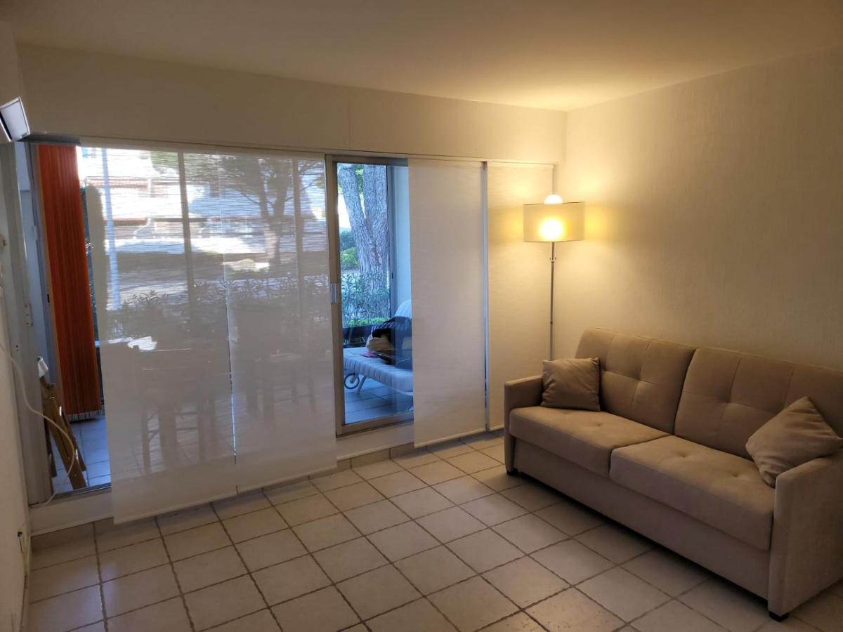 Studio Avec Loggia Entre Port, Plage Et Piscine Le Grau-du-Roi Bagian luar foto