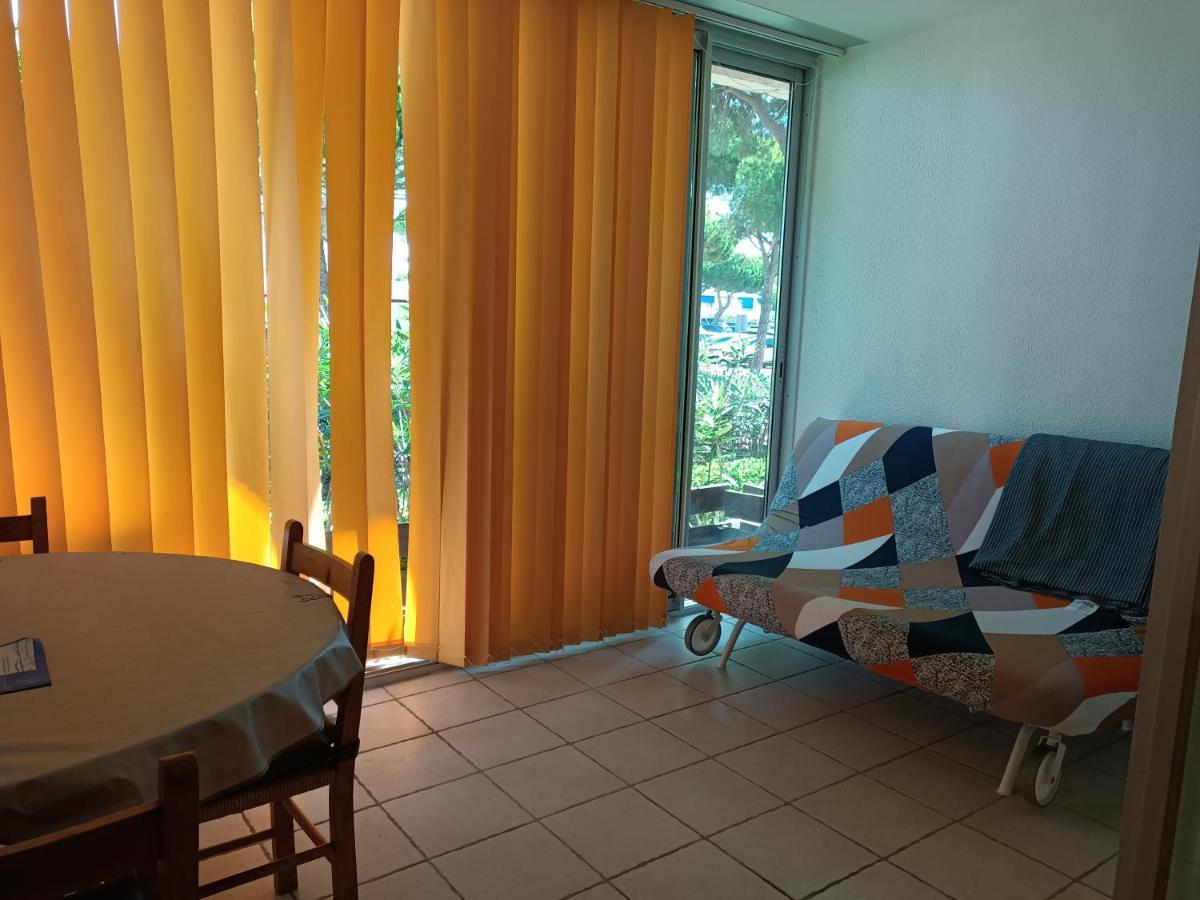Studio Avec Loggia Entre Port, Plage Et Piscine Le Grau-du-Roi Bagian luar foto
